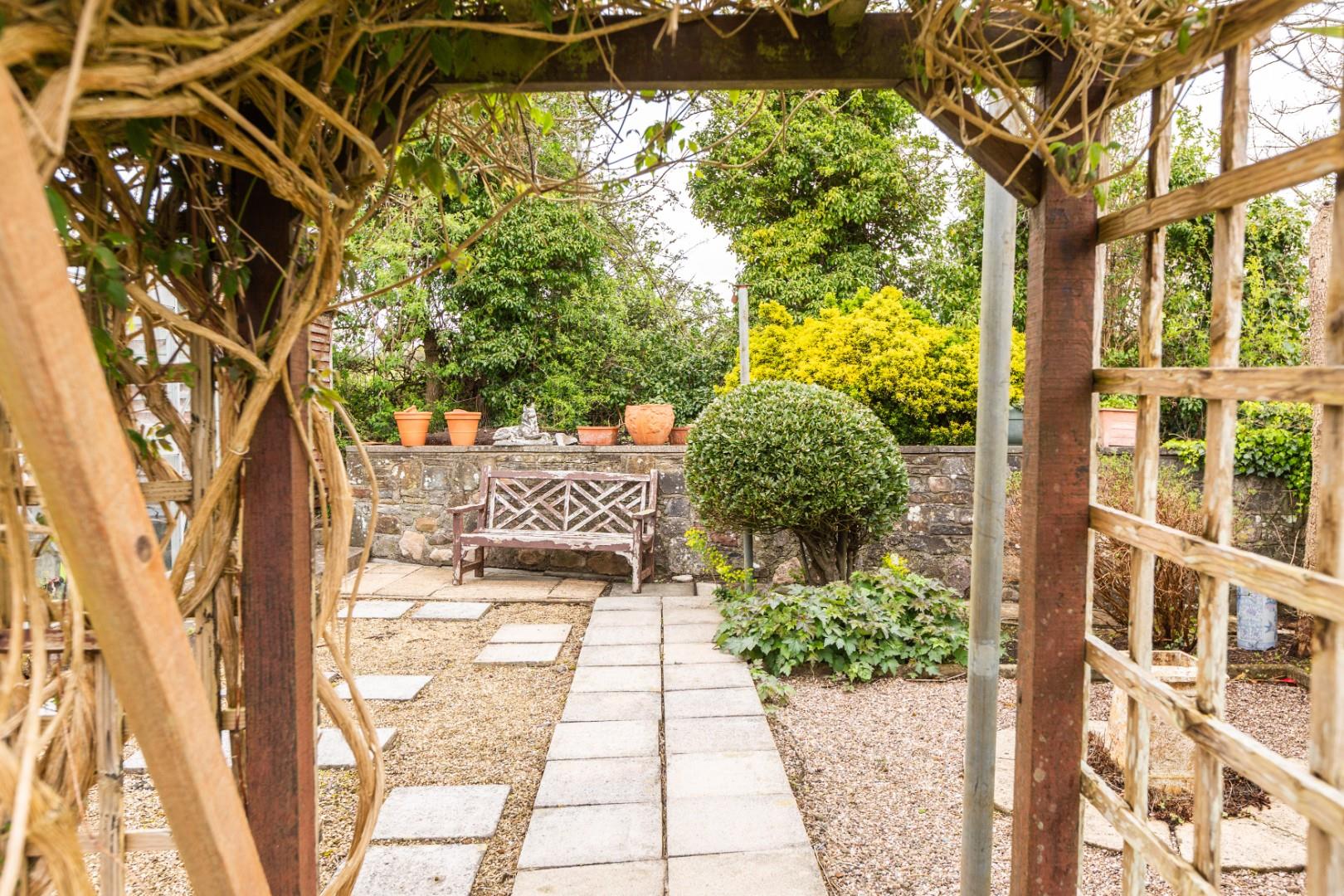 Espalone, Murton, Swansea, SA3 3AH